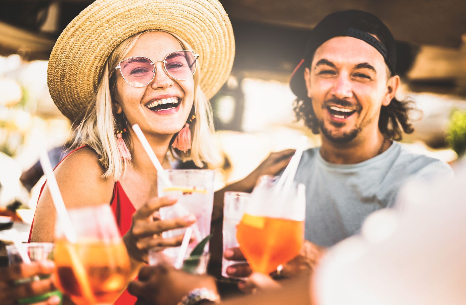 couple enjoying drinks